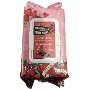 Ed Hardy Nourishing Facial Wipes -Aloe Vera & Hyaluronic Acid 60 Wipes New